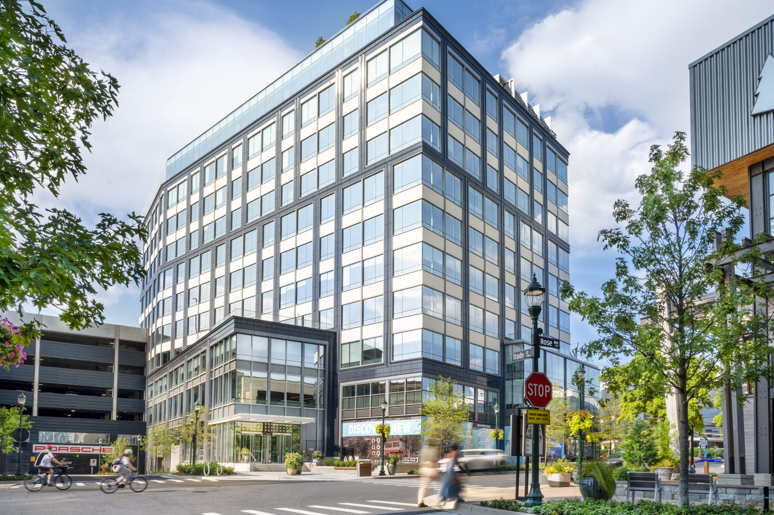 909 rose ave at pike and rose