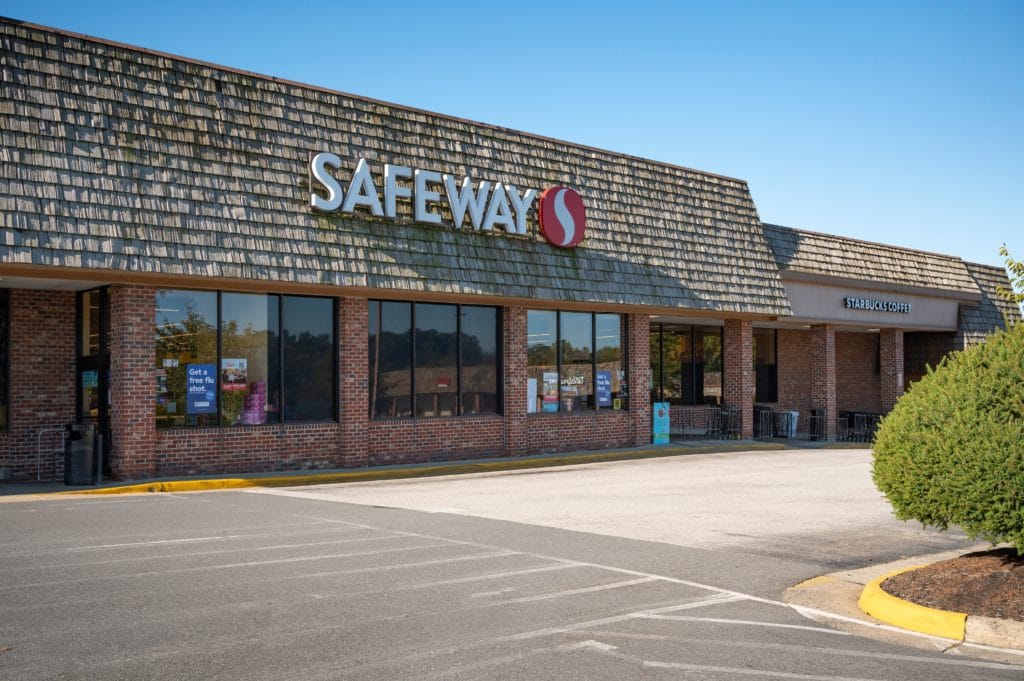 safeway store at twinbrooke shopping center